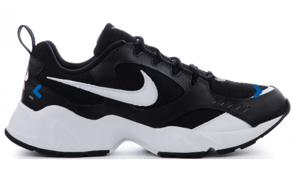 Nike air shop heights black